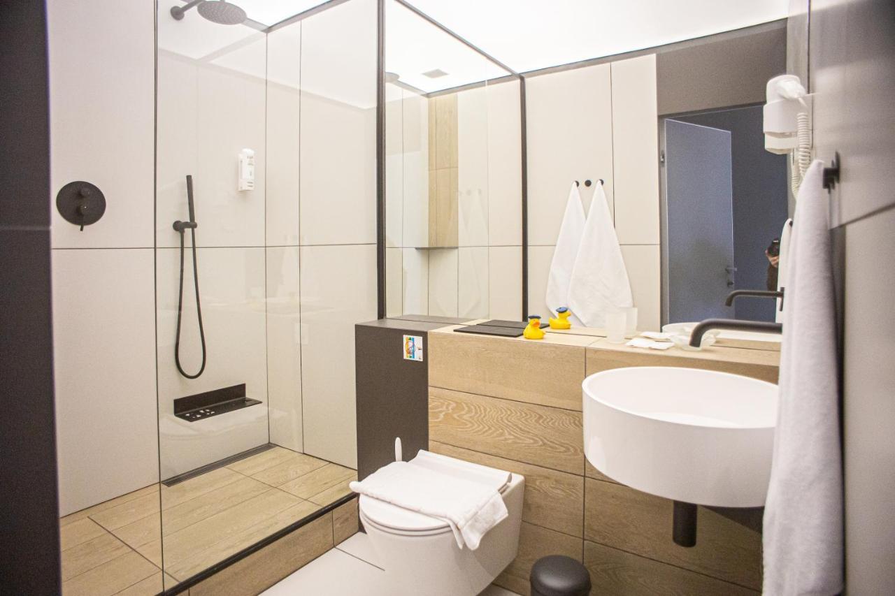 Sunday Hotel Odessa Ngoại thất bức ảnh