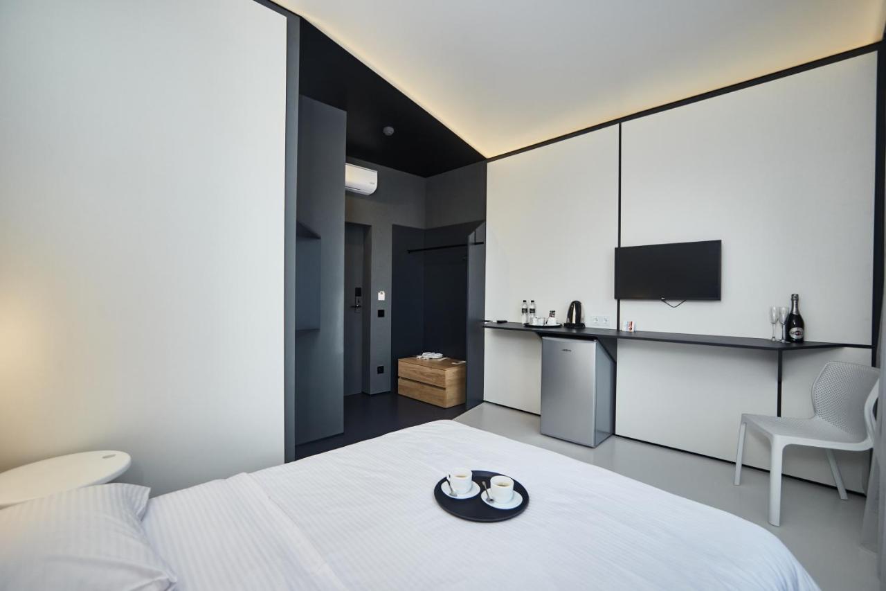 Sunday Hotel Odessa Ngoại thất bức ảnh